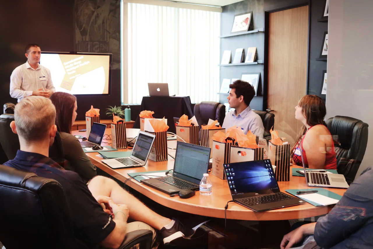 Source image for Elite Rewards Discusses the Impact of Employee Recognition Programs on the Bottom Line