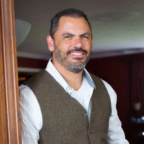 Official press portrait of Jason Wolfe