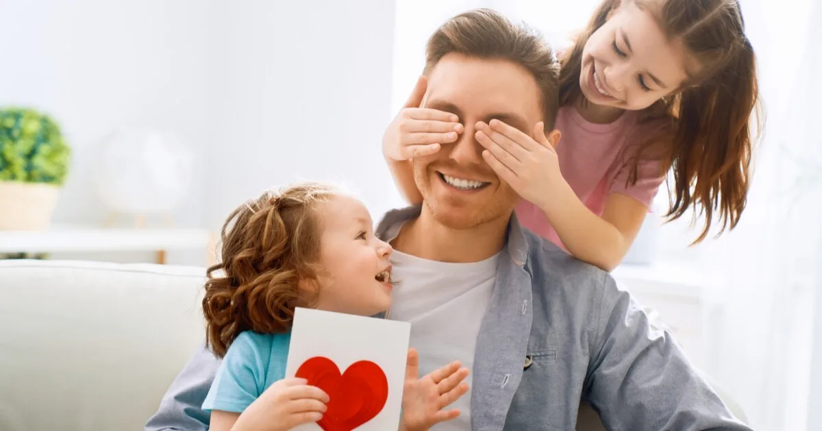 Source image for GiftCrowd Simplifies Father's Day Group Gifting with Personalized Gift Options
