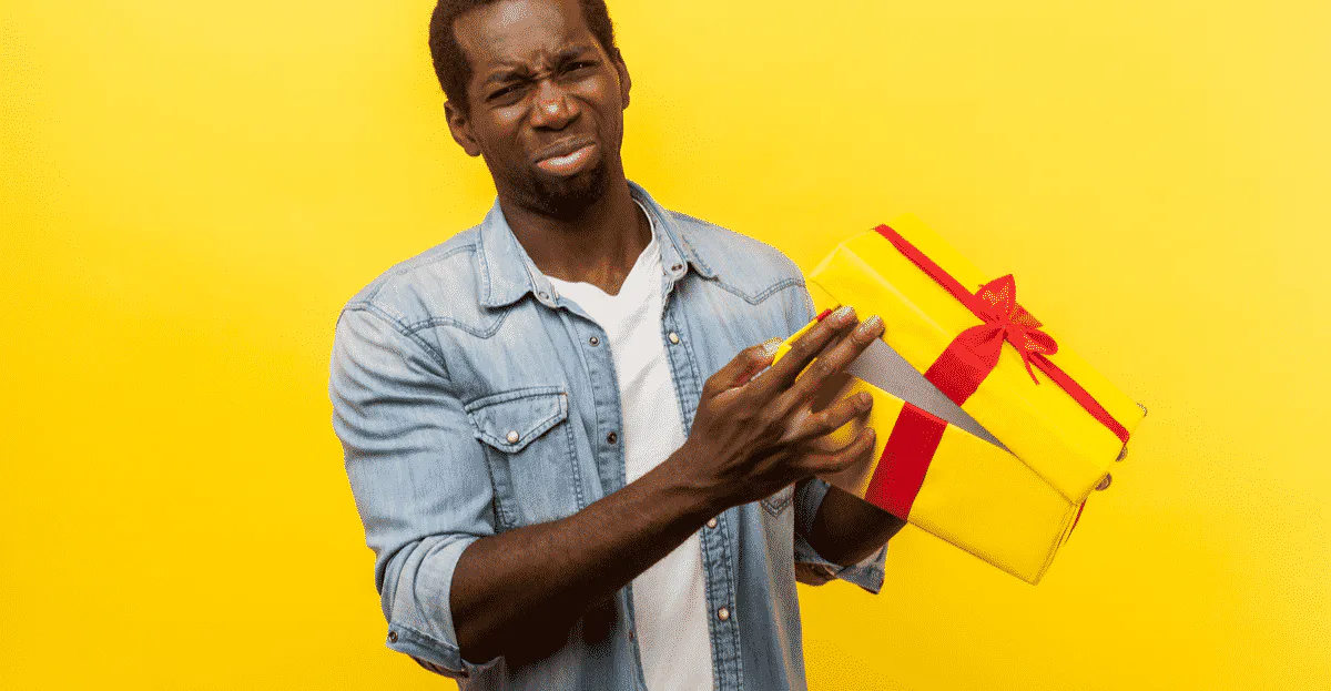 One10 source illustration for One10 recommends points-based choice for employee holiday rewards